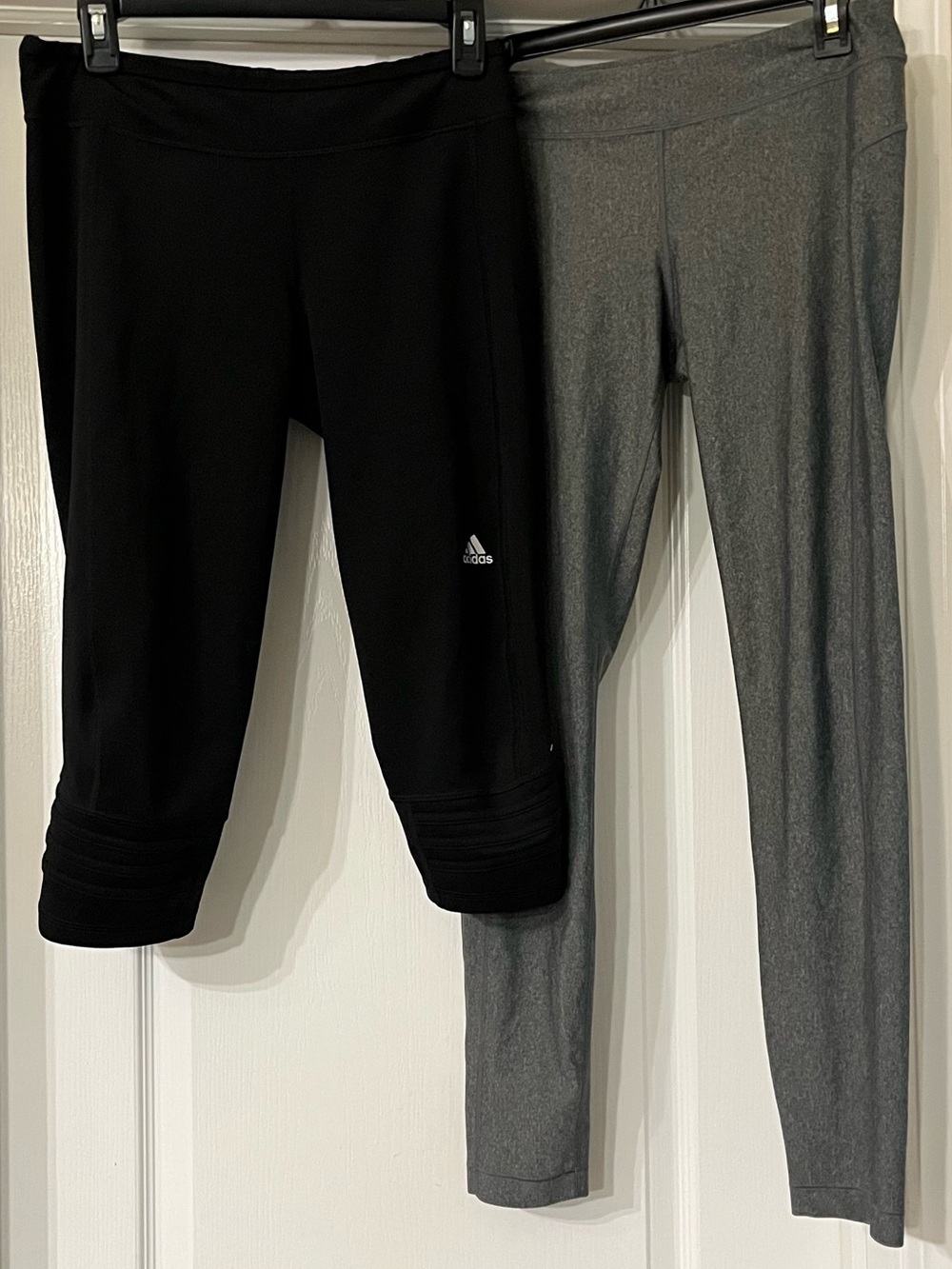 Adidas Climalite Response Blk Capri Leggings & Under Armour Fitted Gray Leggings